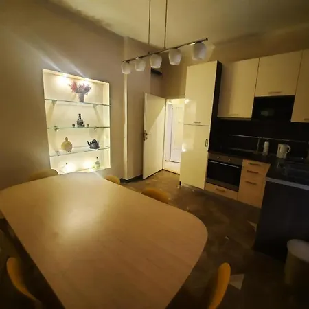 Διαμέρισμα No Empty Beds Deals - Center - Kolarceva Street *