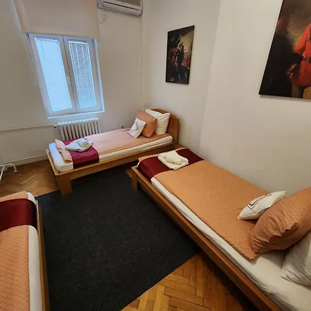 No Empty Beds Deals - Center - Kolarceva Street *