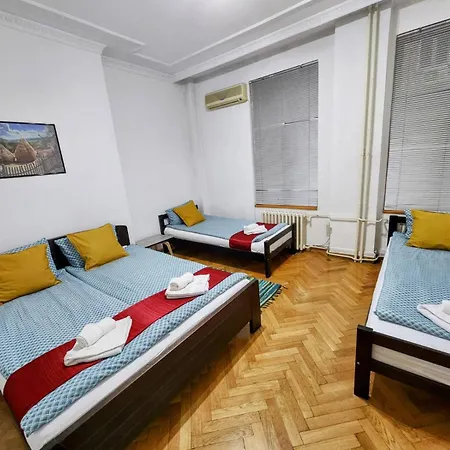 No Empty Beds Deals - Center - Kolarceva Street Διαμέρισμα