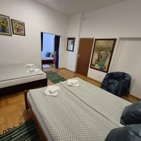 No Empty Beds Deals - Center - Kolarceva Street