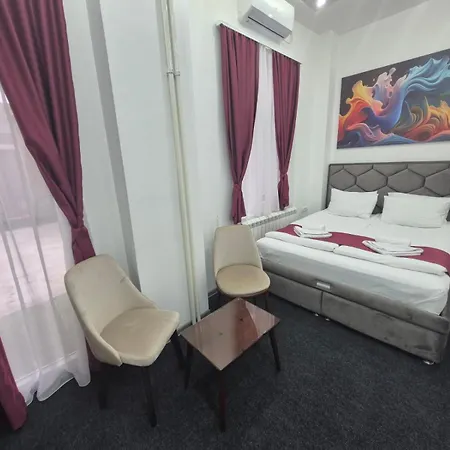 No Empty Beds Deals - Center - Kolarceva Street * Belgrad